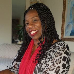 Meet your Posher, Angela